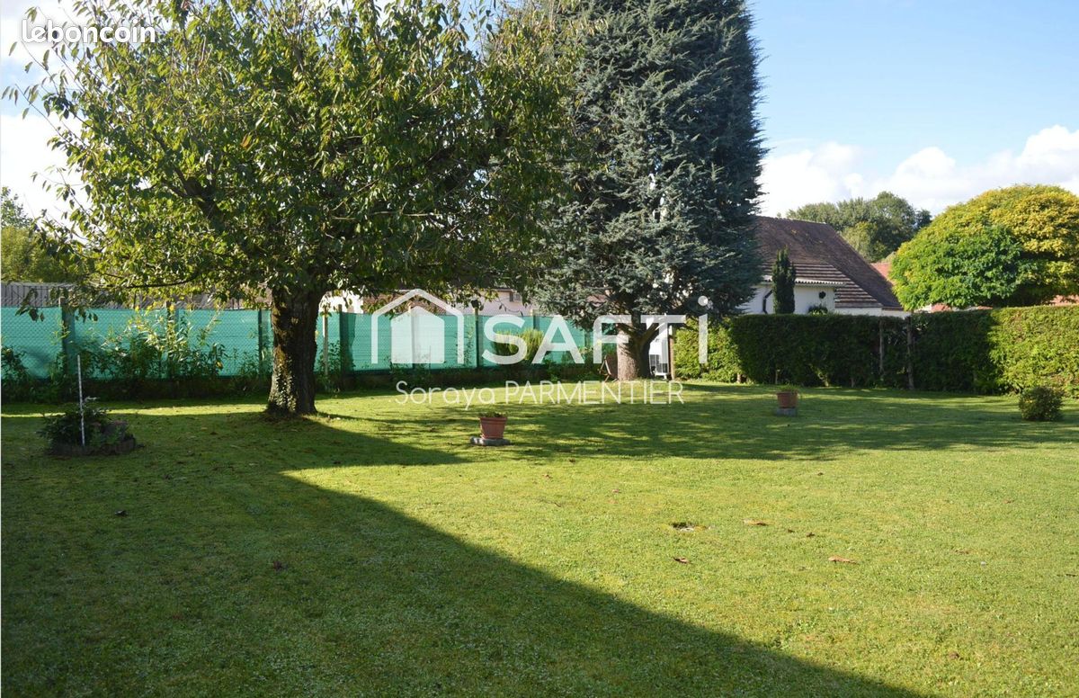 Maison 7 pièces 138 m² · à Aux Marais · 138 m² · 279 900 €