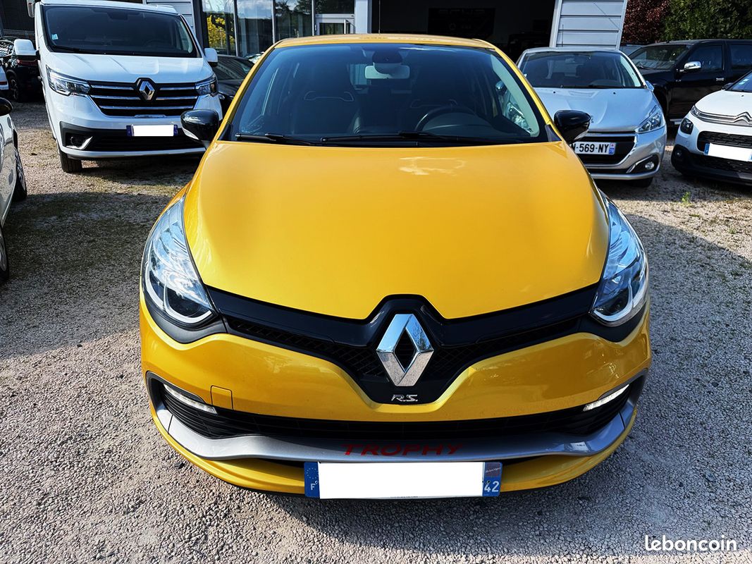 RENAULT Clio 4 RS Trophy (image 10)
