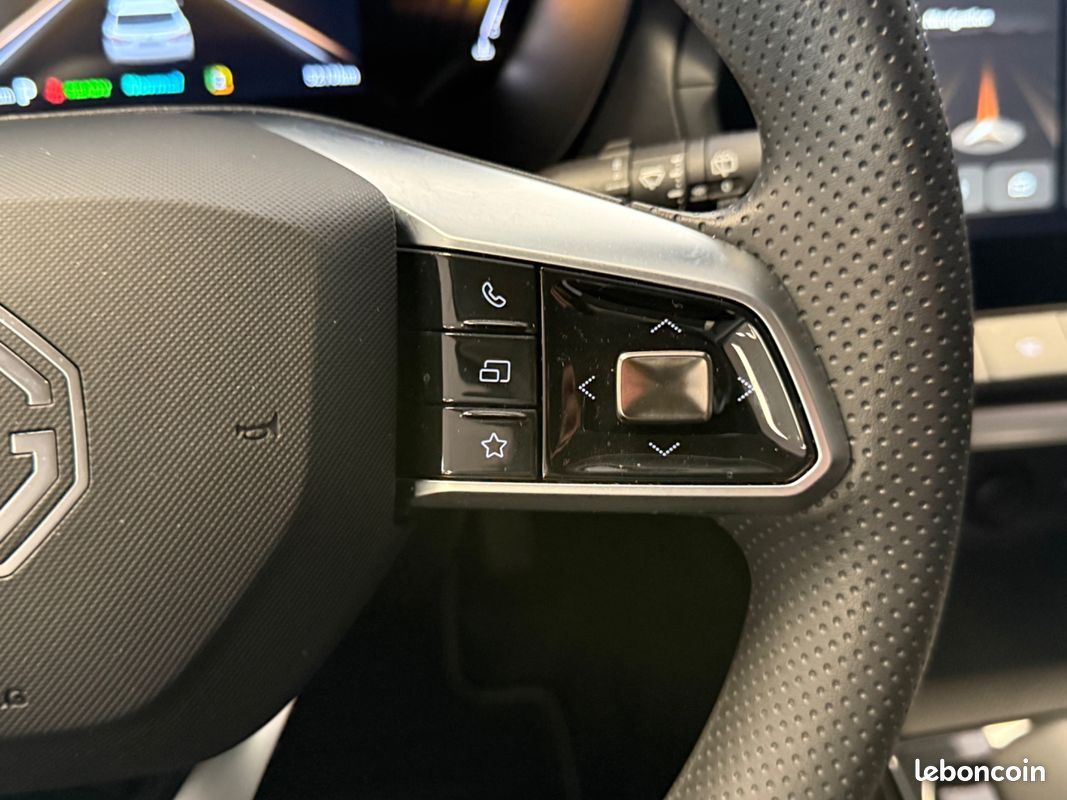 MG ZS 1.5 HYBRID+ 197Ch LUXURY 1.83KWH COMFORT - APPLE CARPLAY - GARANTIE 7 ANS (image 23)