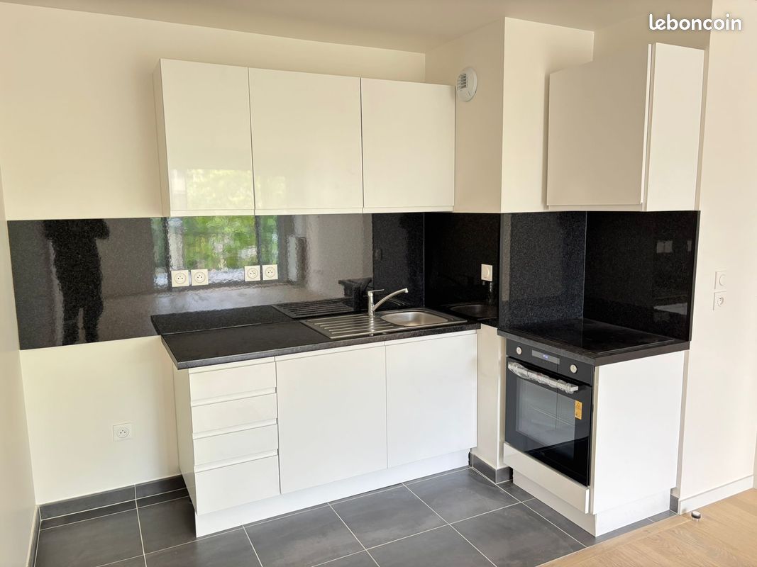 Appartement a louer puteaux - 3 pièce(s) - 68 m2 - Surfyn