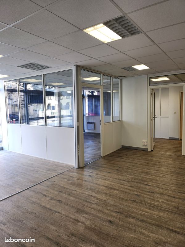 Local commercial 4 pièces 110 m² · à Beauvais · 110 m² · 1 580 €/mois