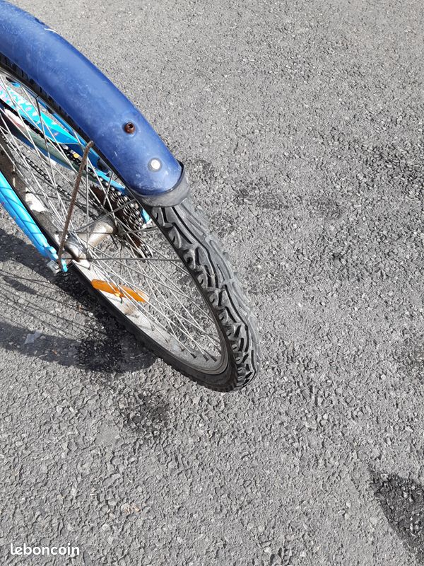 Vélo "fille " VTT DECATHLON *Bon état *24 pouces *5 vitesses (image 9)