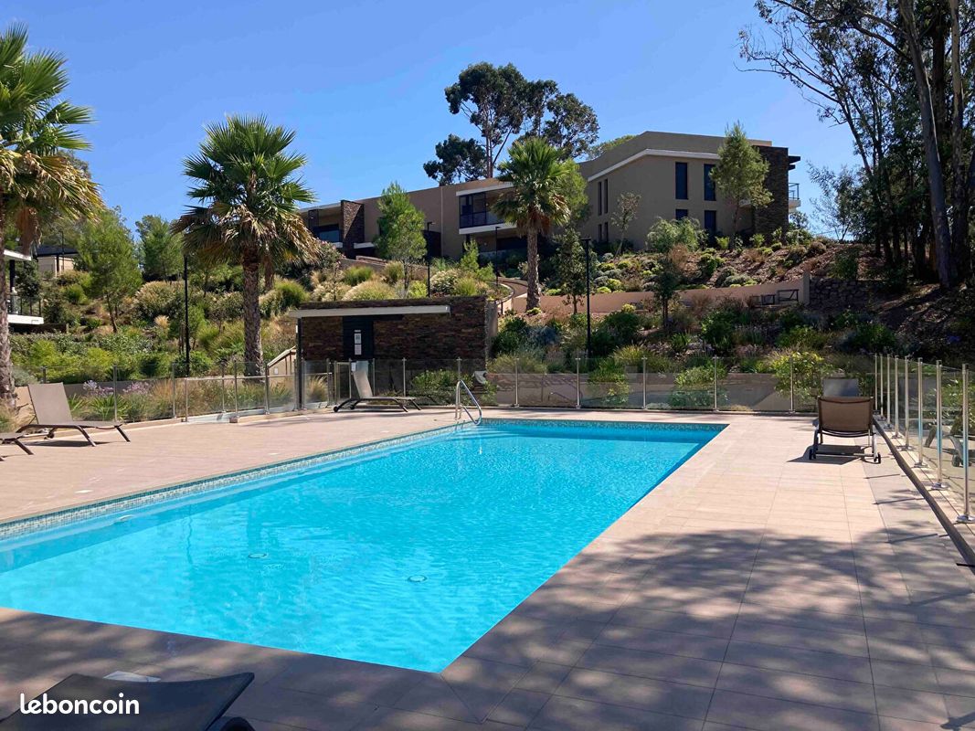 Appartement 2 pièces 46 m² · à Saint-Raphaël · 46 m² · 1 100 €/mois