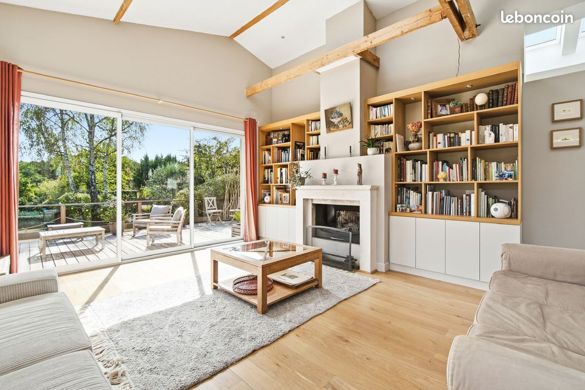 Maison 7 pièces 240 m² · à Saint-Germain-en-Laye · 240 m² · 1 185 000 €