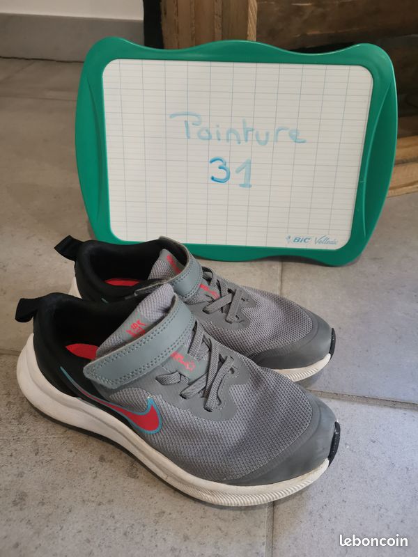 Baskets enfant NIKE taille 31 Chaussures