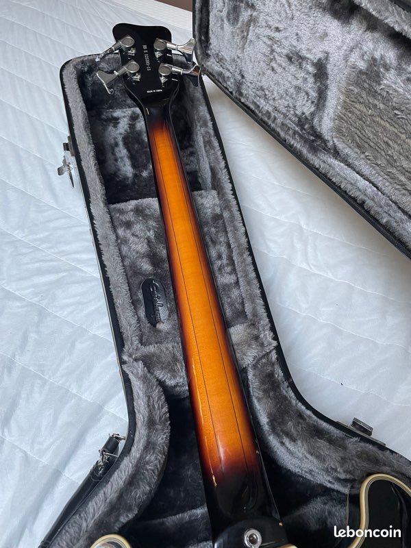 Basse fretless Warwick star bass (image 15)