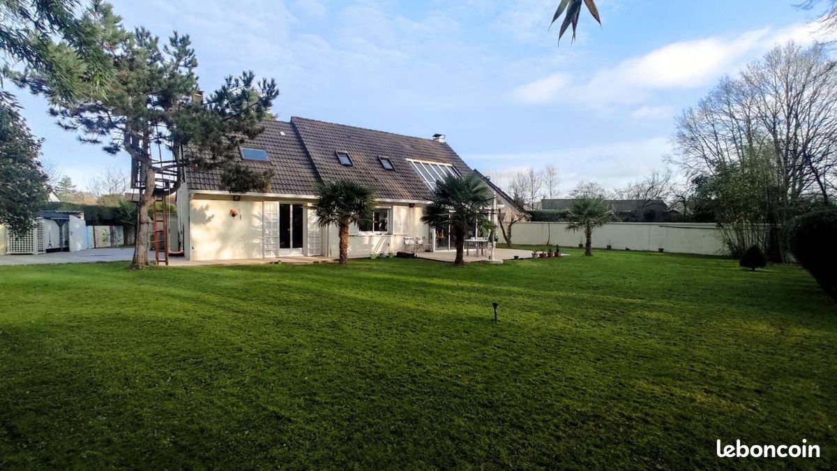Maison 6 pièces 165 m² · à Yerres · 165 m² · 699 900 €
