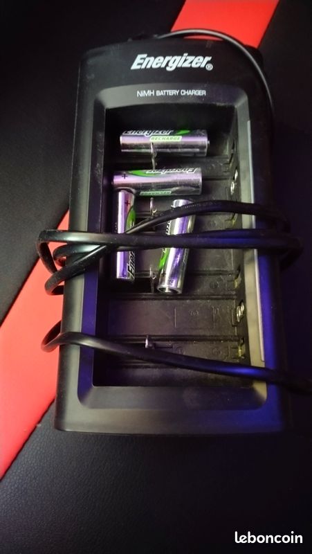 Chargeur piles (image 1)