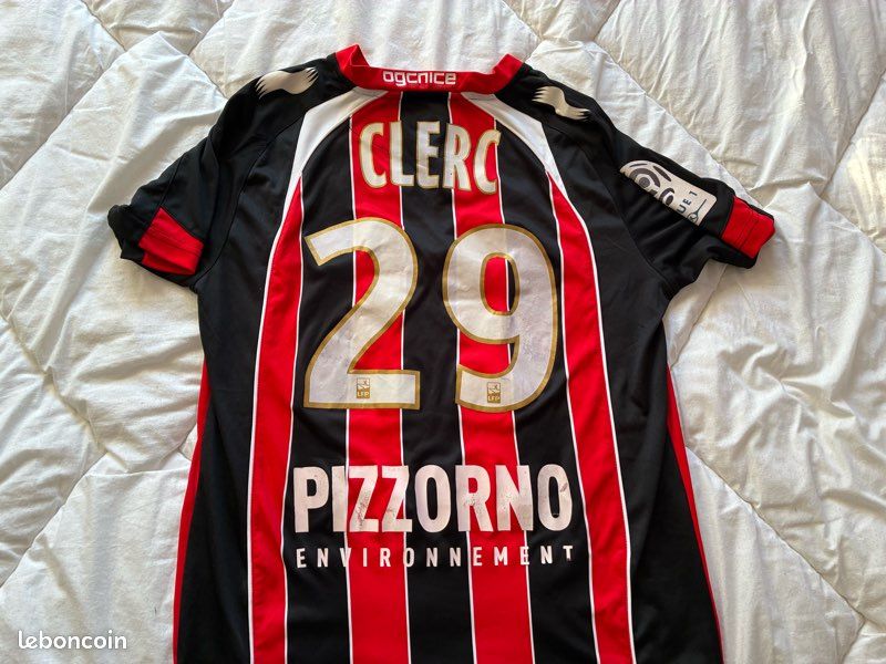 Flocage OGC Nice – Hellebuyck #8 – Saison 2007-2010 – Neuf – Monblason