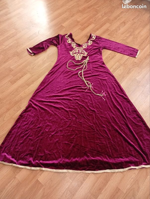 Robe en velours (image 5)