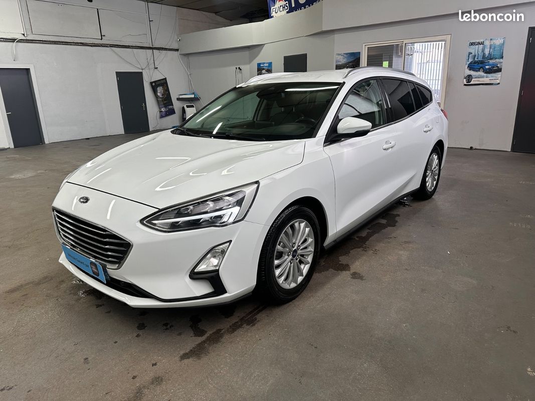 FORD Focus SW 125CH Titanium (image 2)