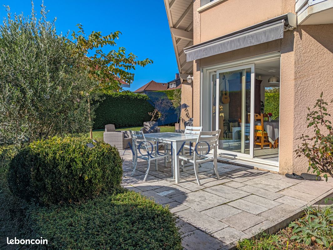 Maison 6 pièces 167 m² · à La Roche-sur-Foron · 167 m² · 599 000 €