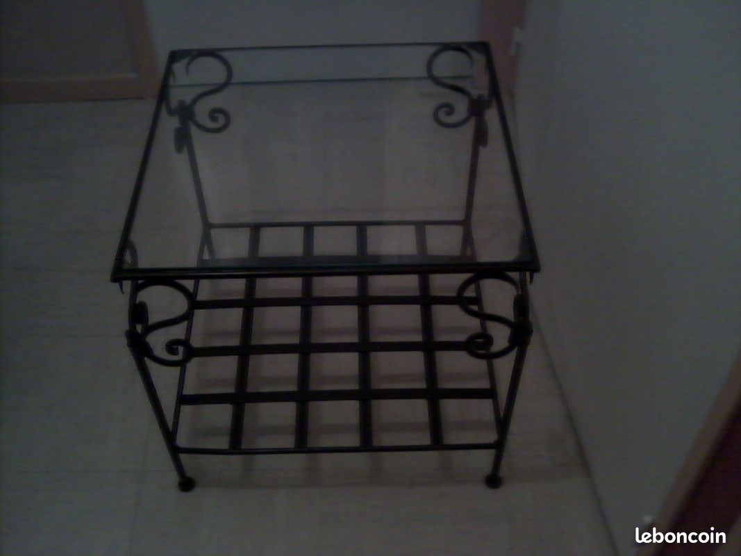 Table (image 1)
