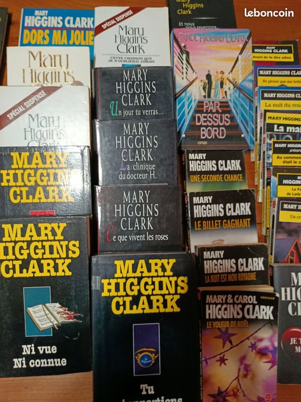 Marie Higgins Clark Lot d'environ 40 Romans et livres de poche et de Carole Higgins Clark (image 5)