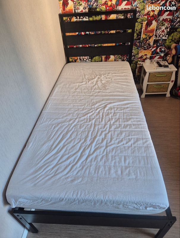 Cadre de lit 90 avec leds et connectique USB (image 1)