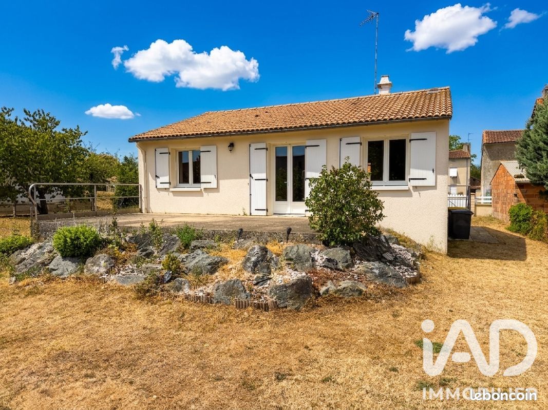 Maison 4 pièces 71 m² · à La Ferrière-en-Parthenay · 71 m² · 113 000 €