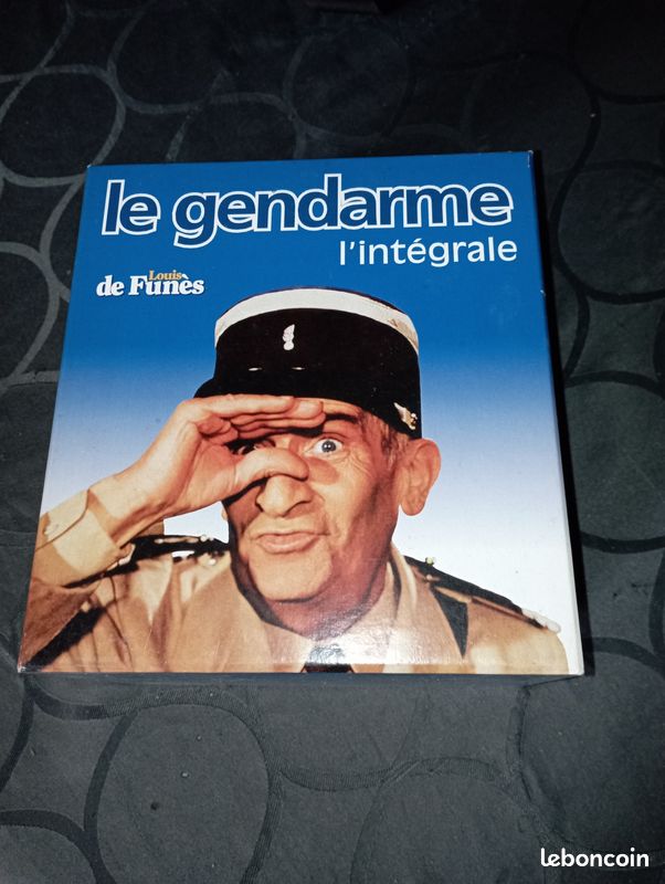 Coffret cassette louis de funes (image 1)