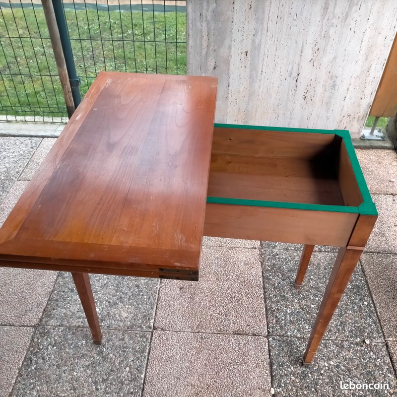 Table pour carte (image 3)