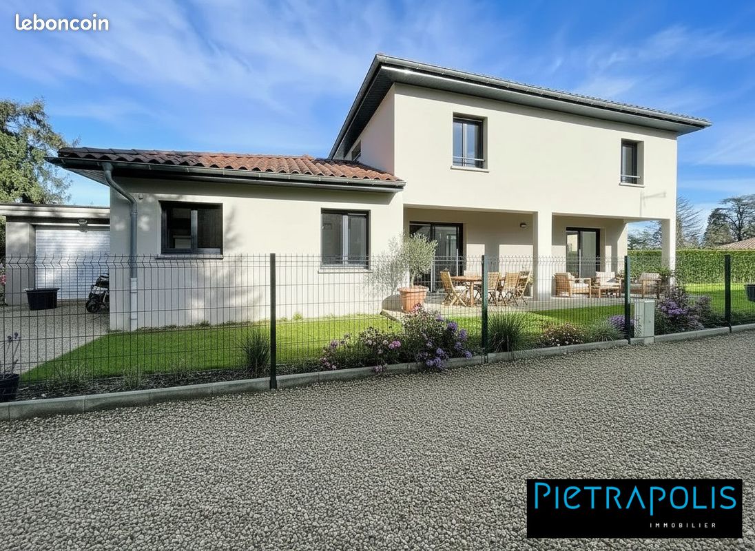 Maison 5 pièces 138 m² · à Villefranche sur Saone · 138 m² · 450 000 €