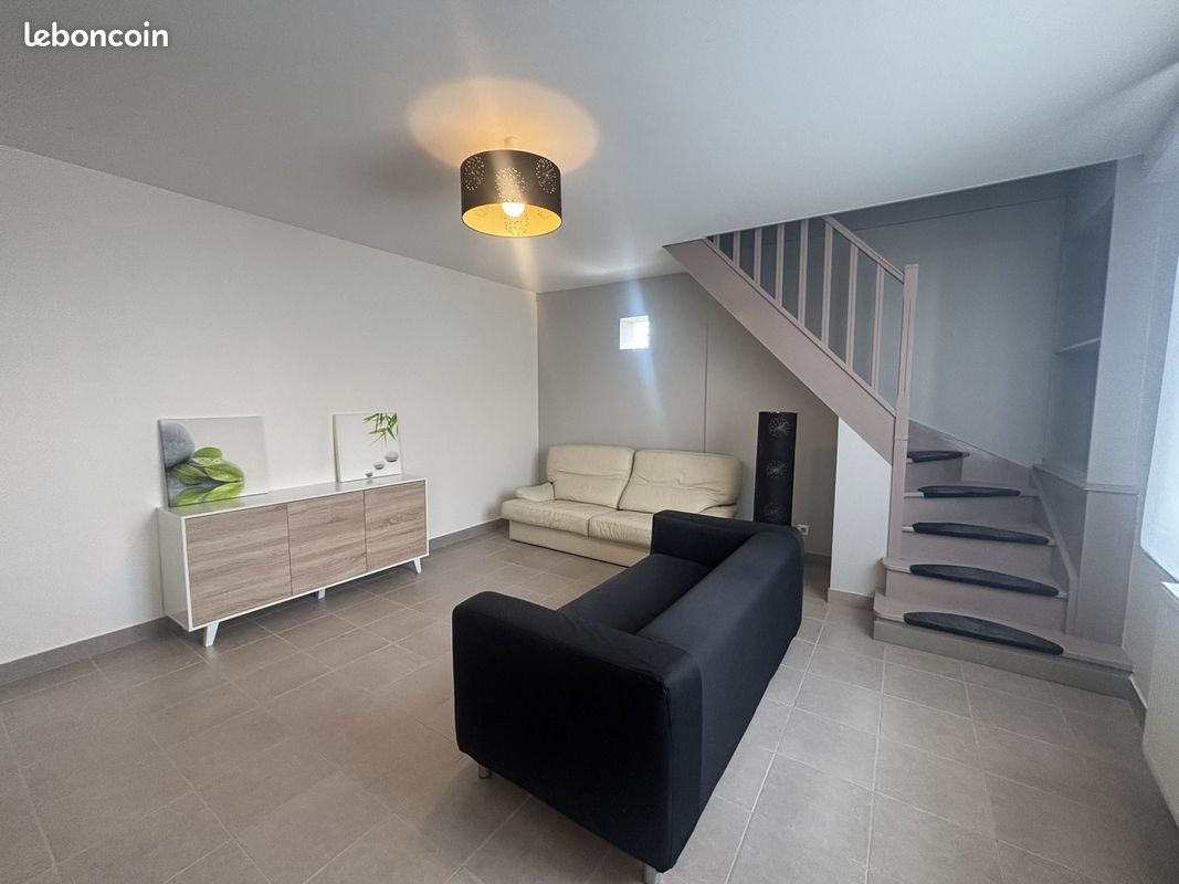 Appartement 2 pièces 47 m² · à Mantes-la-Jolie · 47 m² · 835 €
