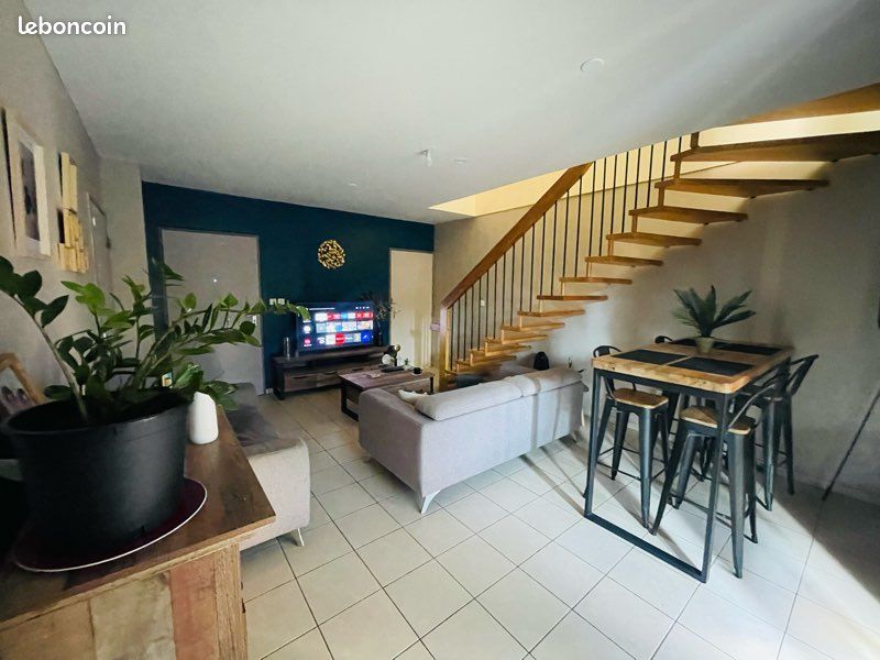 Maison 4 pièces 86 m² · à Sainte-Suzanne · 86 m² · 190 000 €