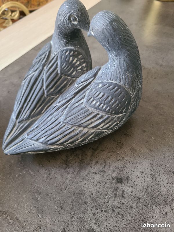 Sculpture pigeon en pierre (image 2)