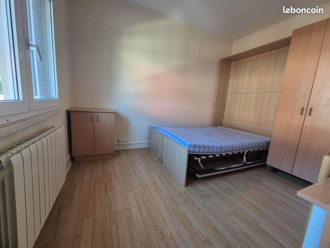 Appartement 1 pièce 17 m² · à Charnay-lès-Mâcon · 17 m² · 375 €