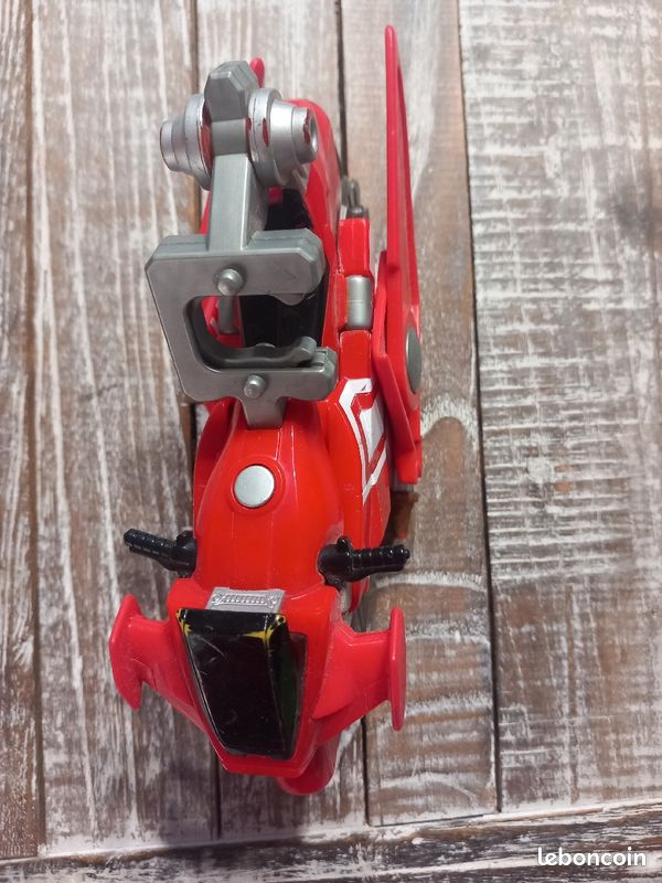 Moto transformer rouge (image 2)