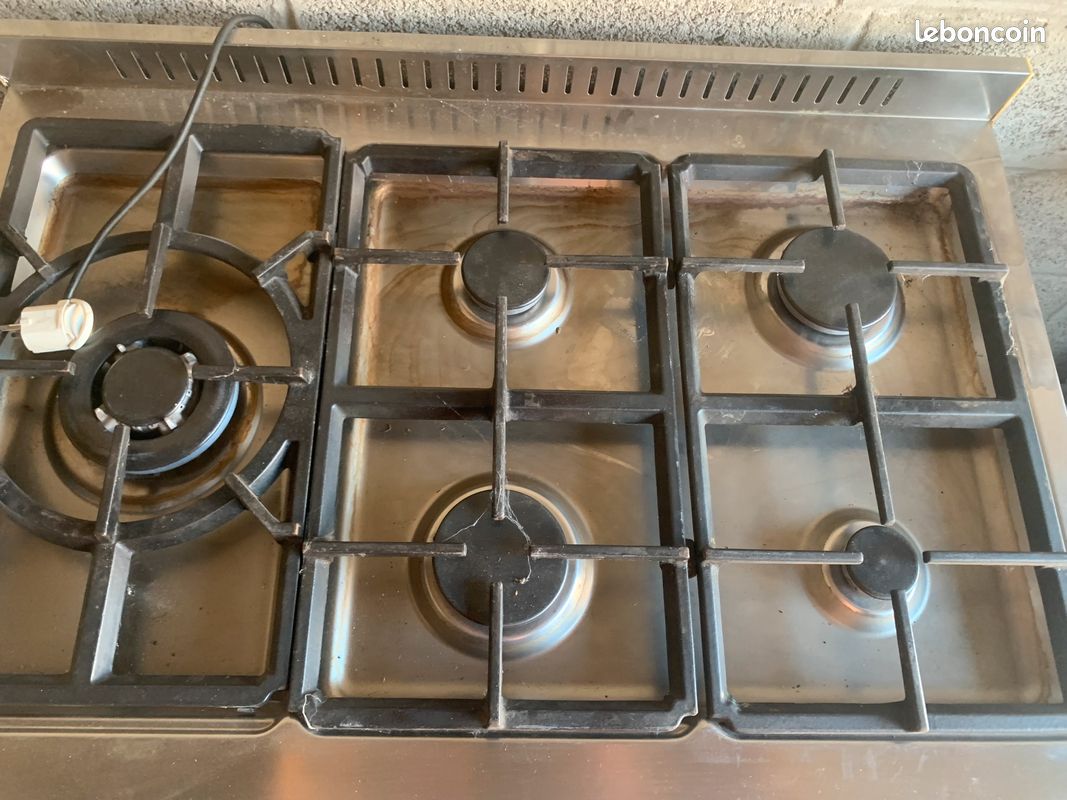 Piano de cuisson pro 5 feux (image 1)