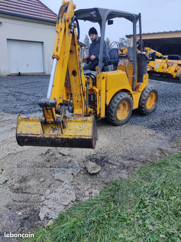 Mini tractopelle JCB 1CX (image 3)