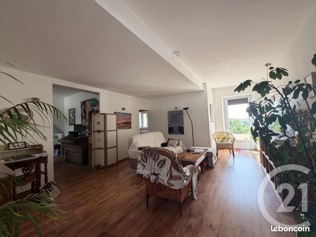 Maison 4 pièces 116 m² · à Châteaudun · 116 m² · 850 €/mois