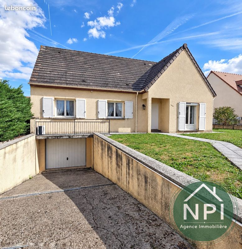 Maison 6 pièces 106 m² · à Vaux-le-Pénil · 106 m² · 280 000 €