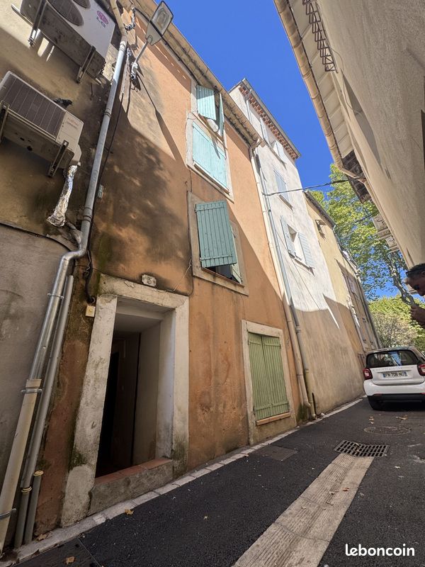 Local commercial 70 m² · à Orange · 70 m² · 129 000 €