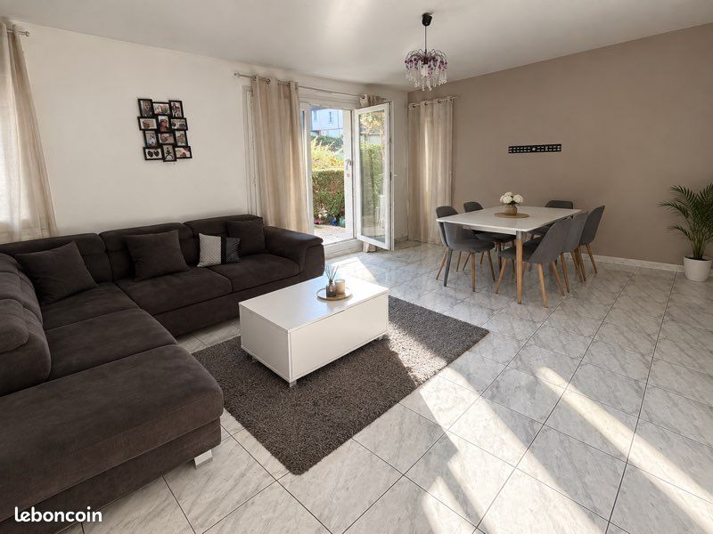 Appartement 3 pièces 68 m² · à Dugny · 68,2 m² · 170 000 €