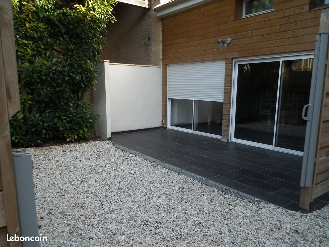 Appartement 3 pièces 74 m² · à Hérouvillette · 74 m² · 950 €/mois