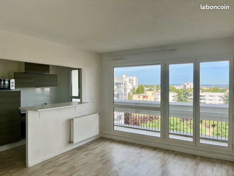 Appartement 2 pièces 45 m² · à Évry-Courcouronnes · 45,3 m² · 800 €/mois
