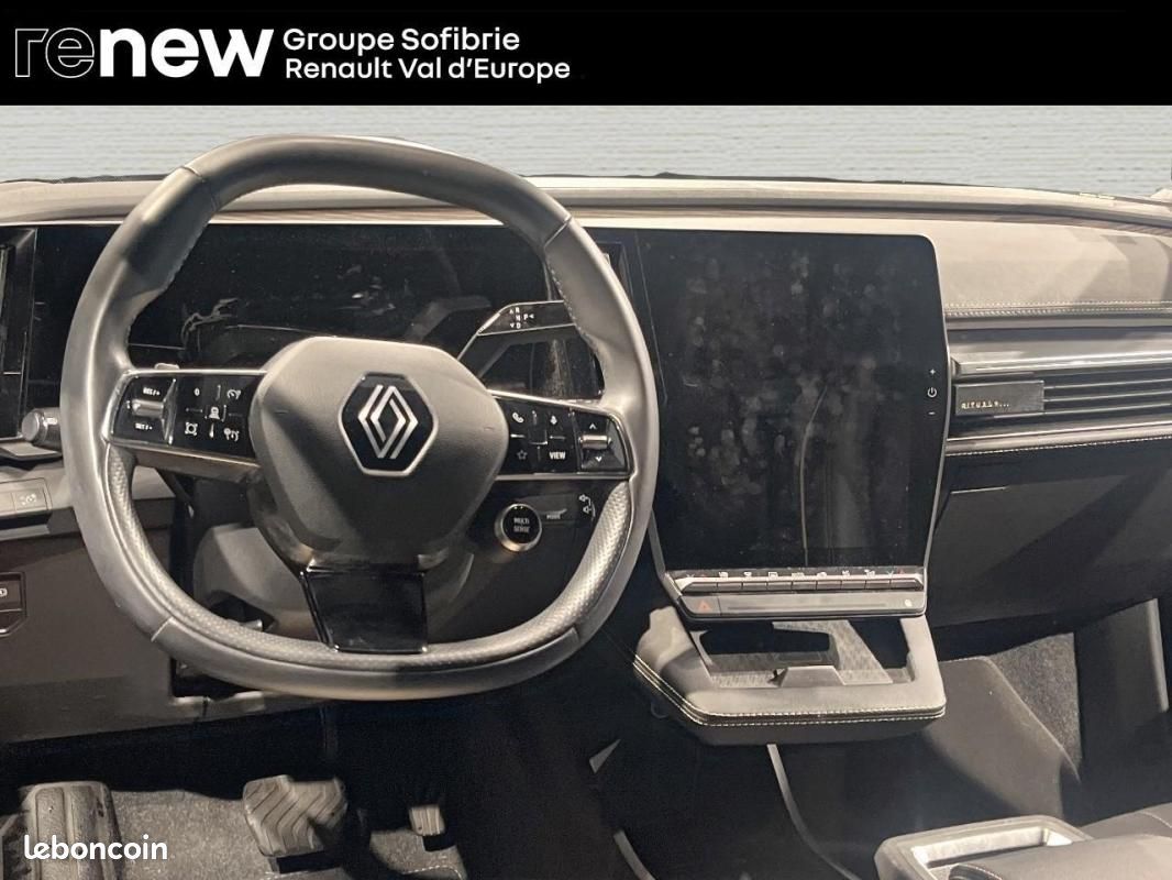 Renault Mégane E-TECH EV60 220 ch super charge Iconic (image 8)
