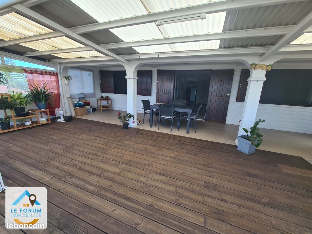Maison 4 pièces 73 m² · à Petite-Île · 73 m² · 289 000 €