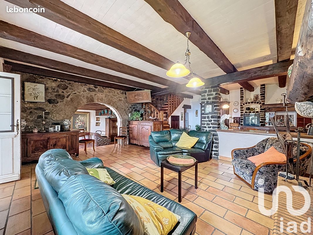 Propriété 8 pièces 275 m² (image 10)