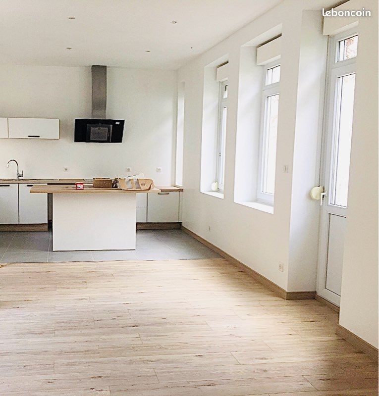 Appartement 3 pièces 90 m² · à Oyonnax · 90 m² · 830 €/mois