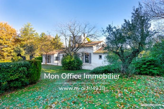 Villa 6 pièces 185 m²