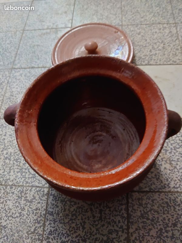 Cocotte artisanale traditionnelle ancienne Pot bombé en terre cuite à couvercle pour service ou cuisson au four (image 5)