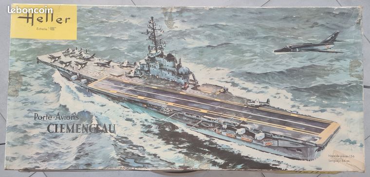 Maquette 1:400 Porte-Avions FOCH/CLEMENCEAU Heller - Neuf, Avec Canons De 100mm