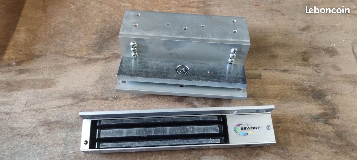 Ventouse électromagnétique En Applique – SEWOSY EF300CTC, état Occasion