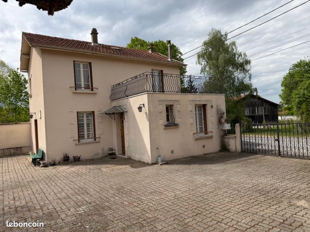 Maison 5 pièces 103 m² · à Saint-André-le-Coq · 103 m² · 171 000 €