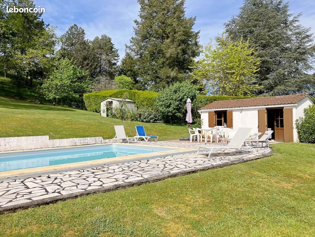 Maison 8 pièces 190 m² - Magnac-sur-Touvre 16600 (image principale 1)