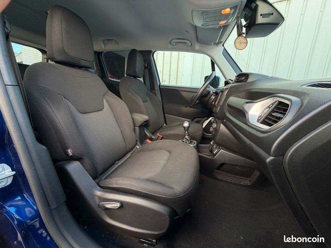 JEEP RENEGADE MY20 1.6 l MultiJet 120 ch BVM6 Quicksilver Winter Edition (image 23)