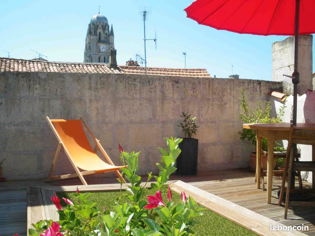 Appartement 2 pièces 63 m² · à Saintes · 63 m² · 695 €/mois
