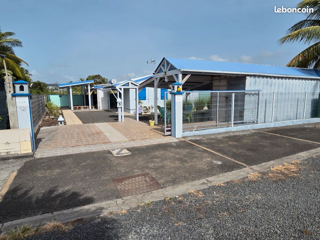 Maison 3 pièces 46 m² · à Saint-François · 46 m² · 850 €