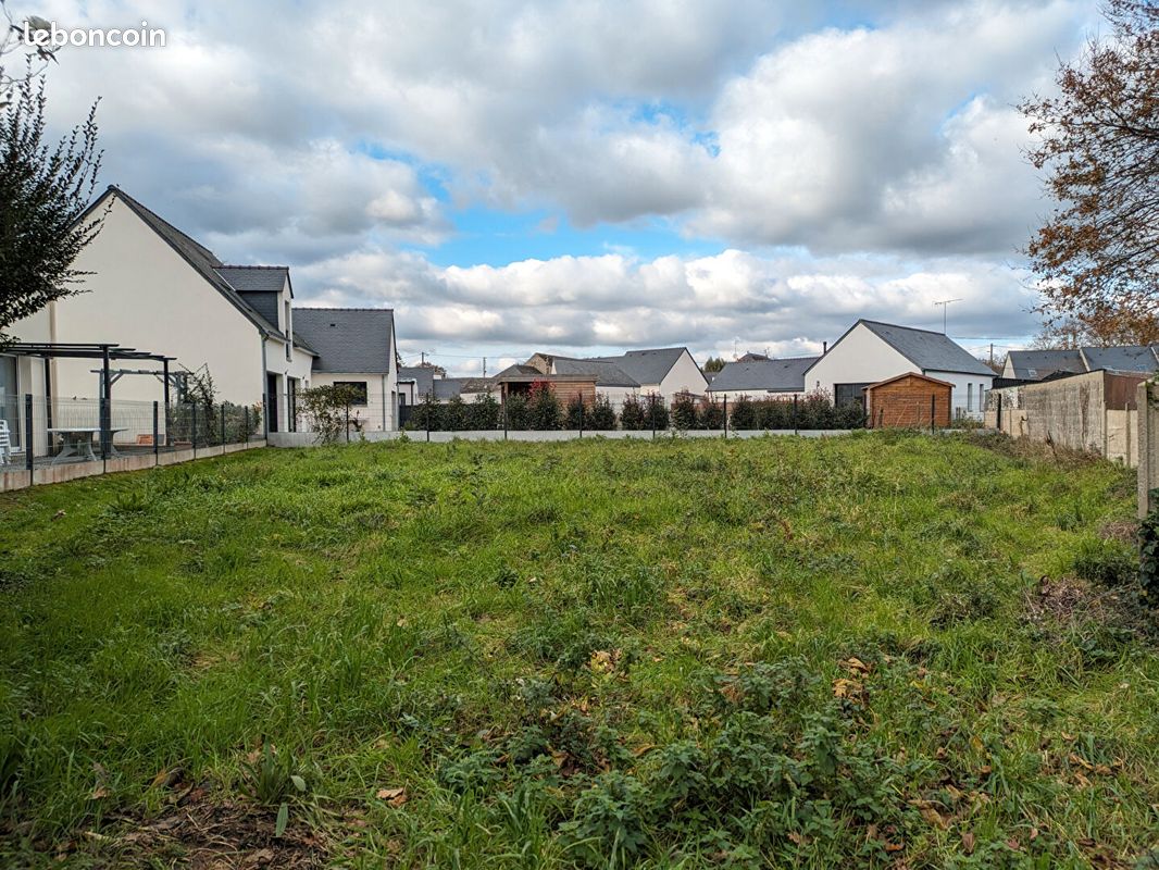 Terrain 541 m² · à La Chapelle-des-Marais · 541 m² · 72 300 €